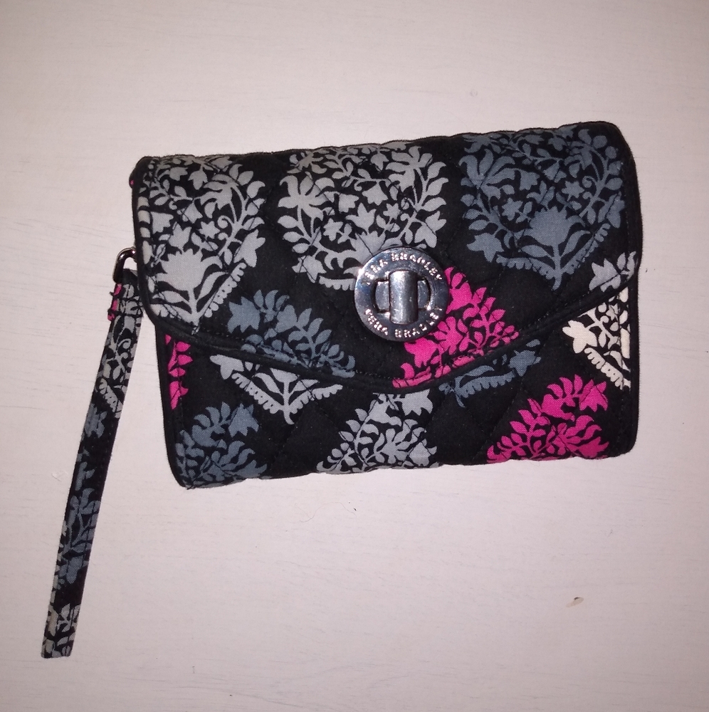 Vera Bradley Your Turn Smartphone Wristlet